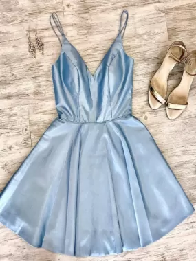 A Line Spaghetti Straps V Neck Short Light Blue Prom Homecoming, Light Blue Formal Graduation Evening