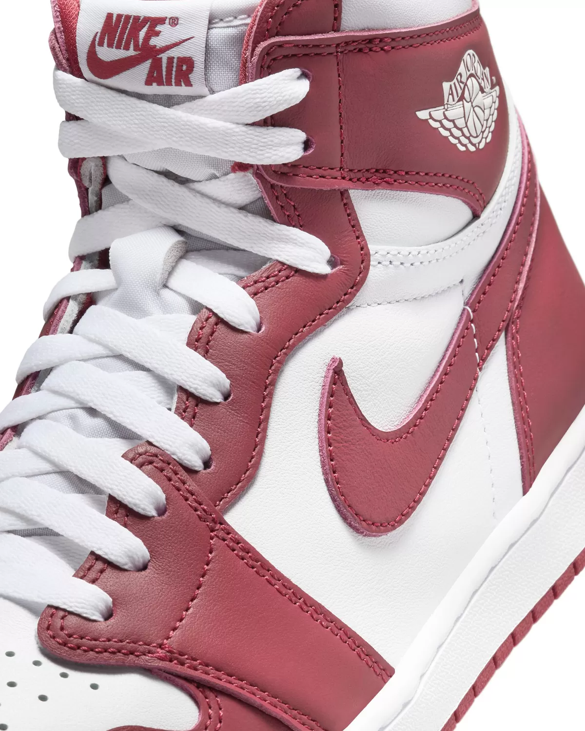 Air Jordan 1 Retro High OG 'Team Red'