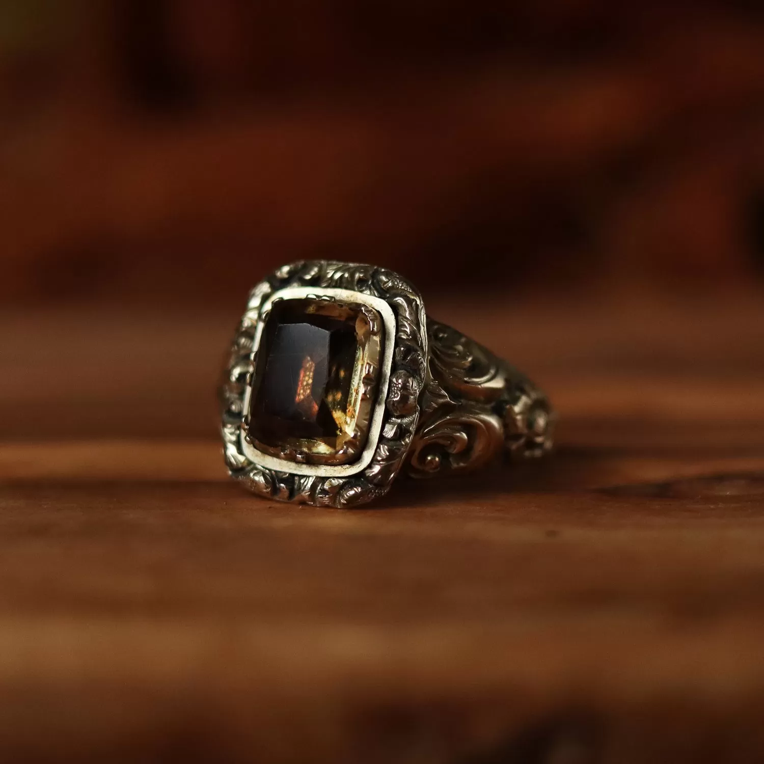 Antique | Edith Georgian Signet Ring