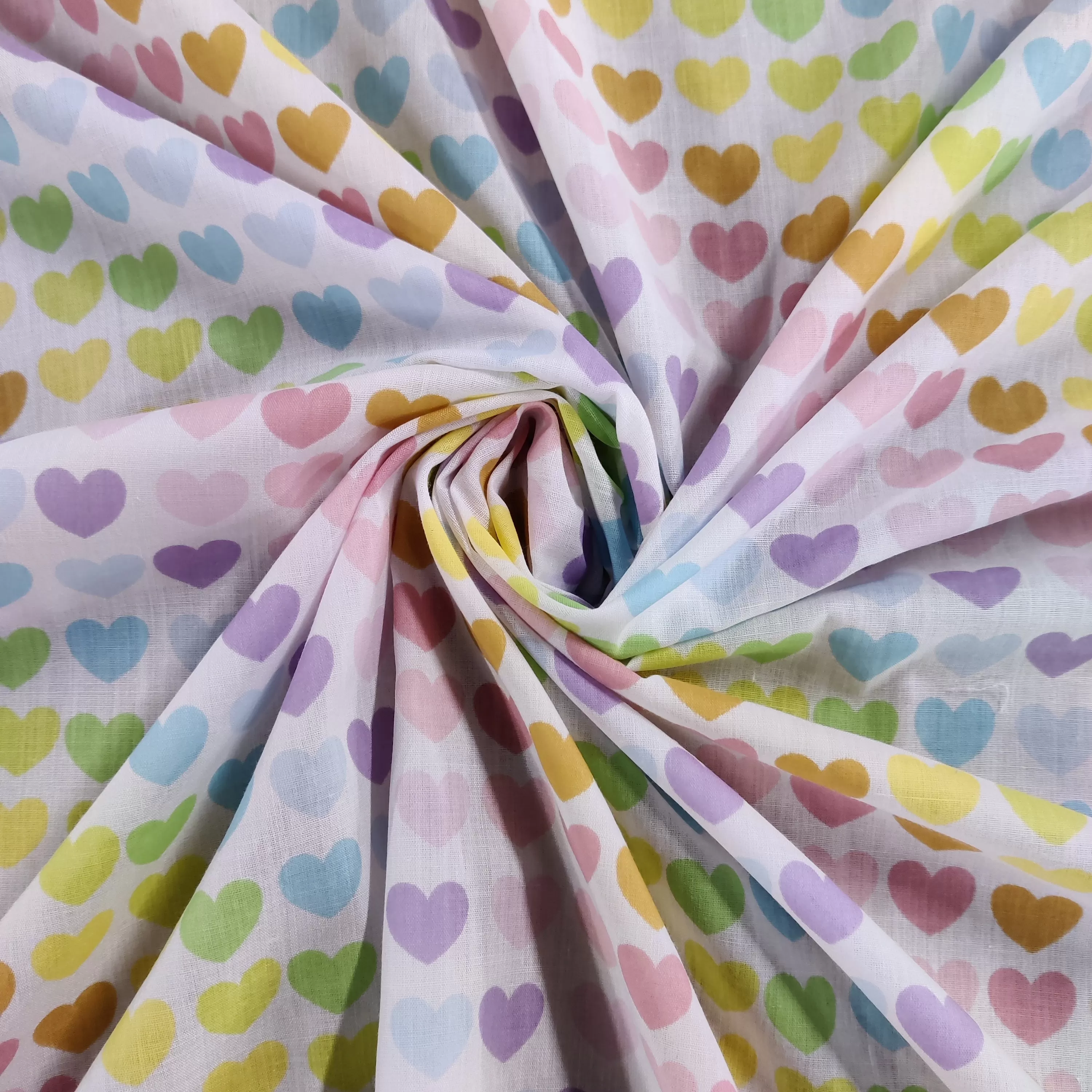 FS886 Pastel Rainbow Hearts Polycotton