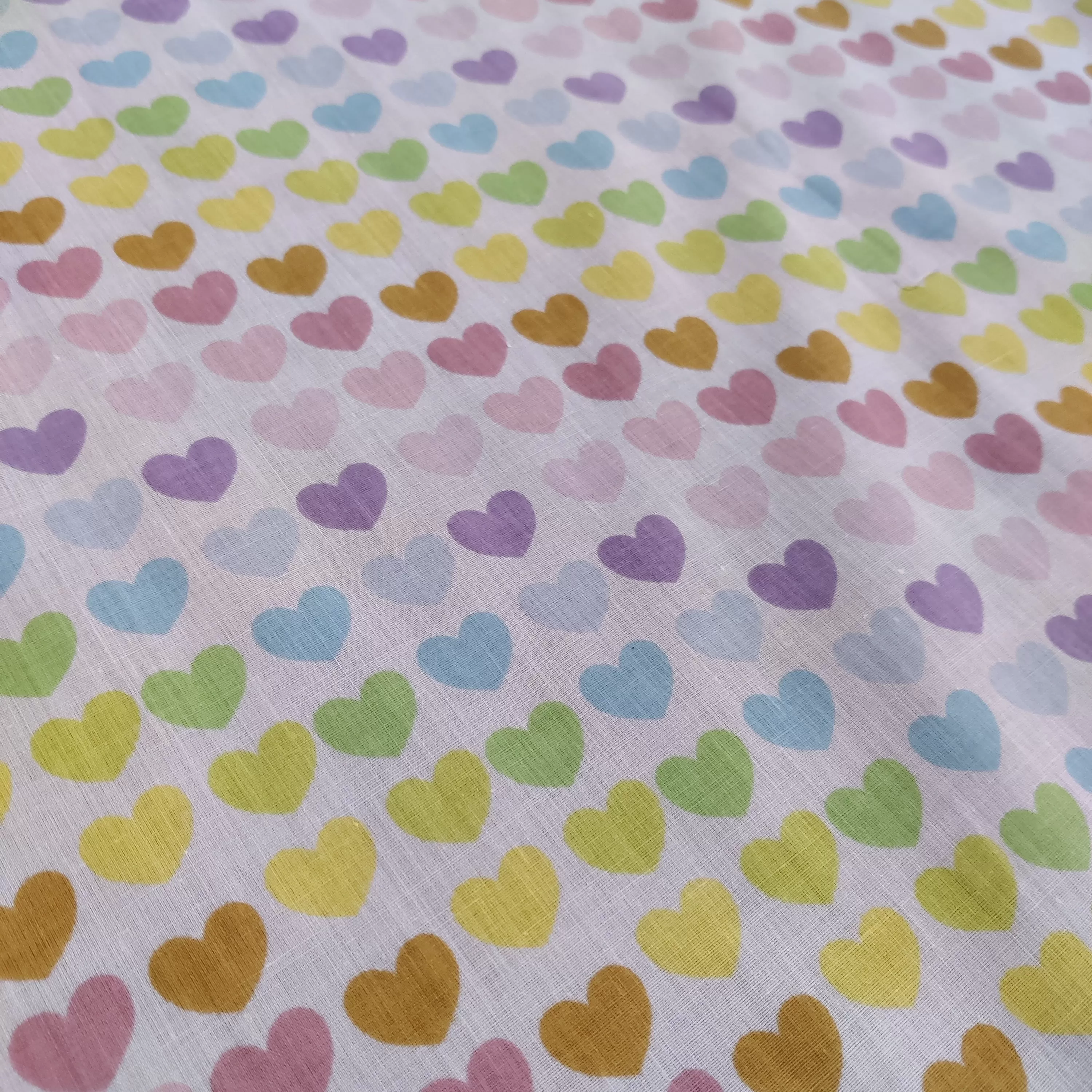 FS886 Pastel Rainbow Hearts Polycotton