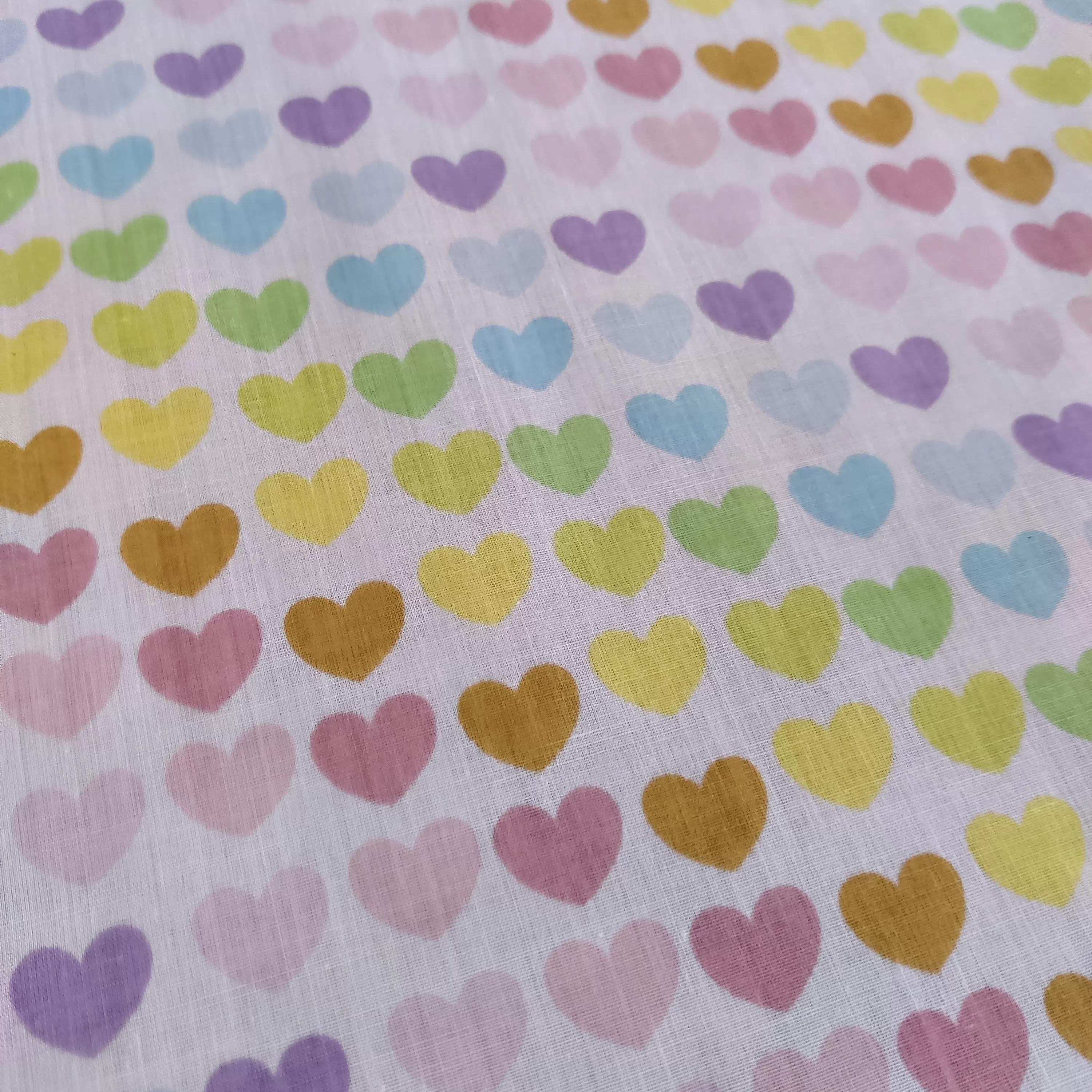 FS886 Pastel Rainbow Hearts Polycotton