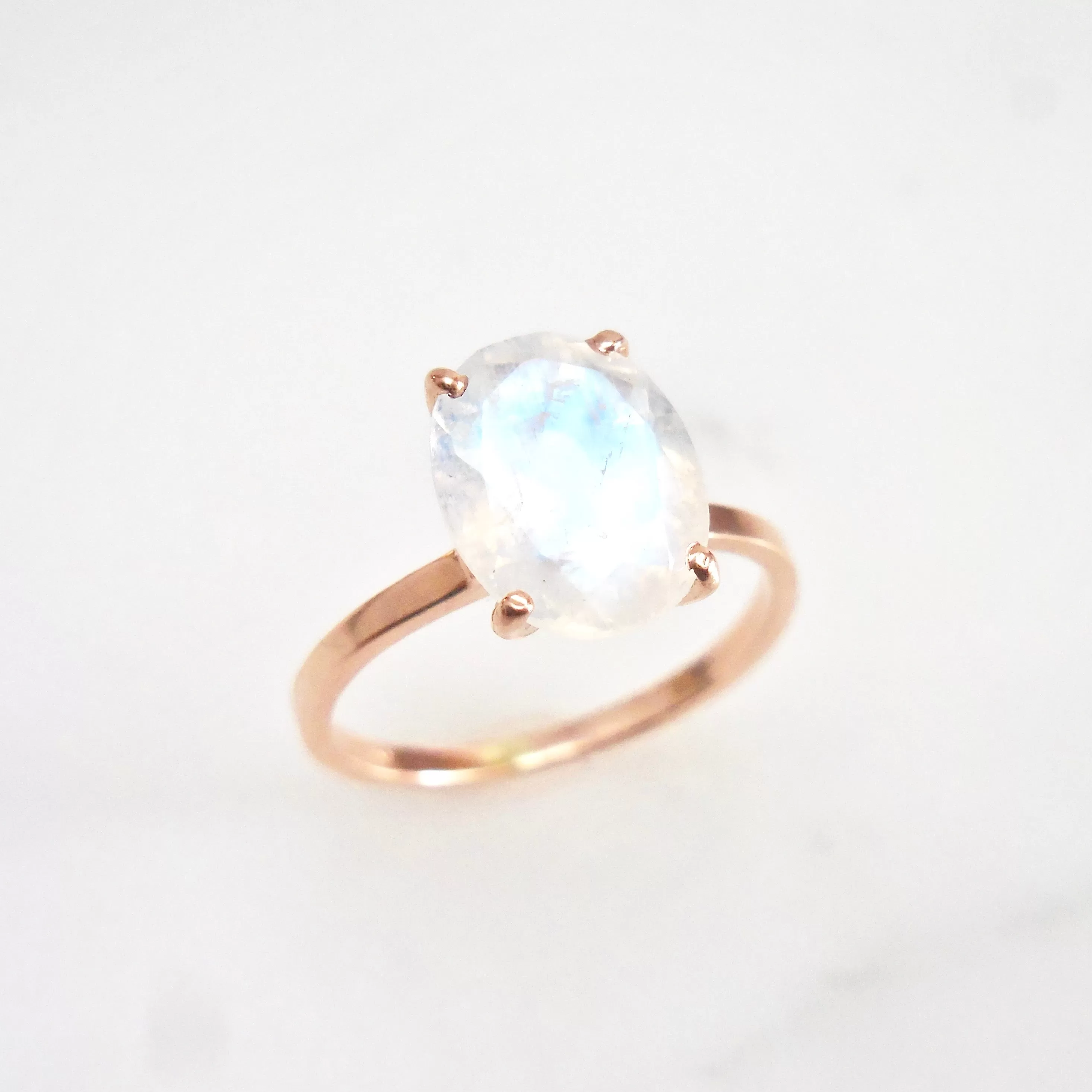 Oval Moonstone Solitaire Ring - 10x8 mm Moonstone Ring - Moonstone Gold Ring