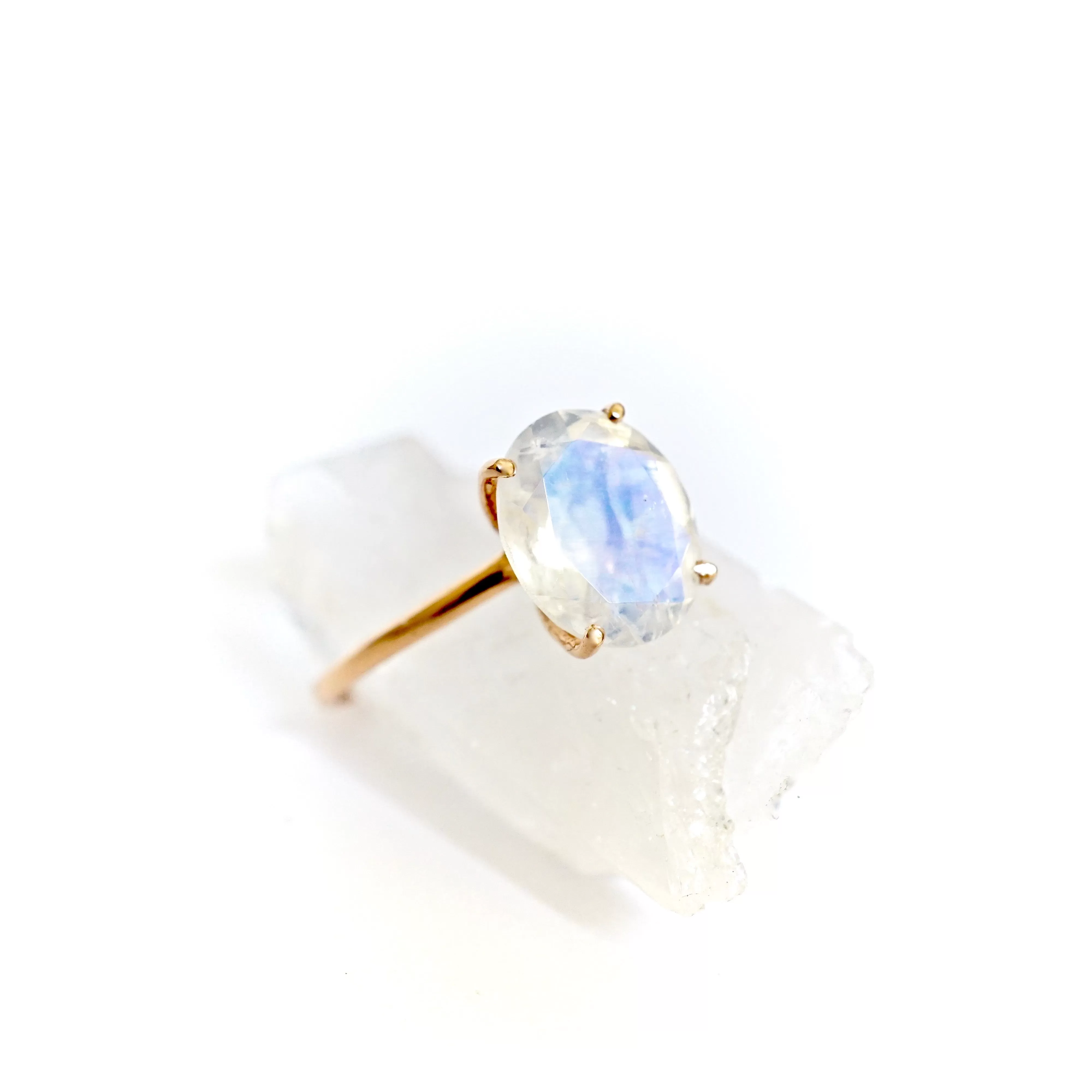 Oval Moonstone Solitaire Ring - 10x8 mm Moonstone Ring - Moonstone Gold Ring