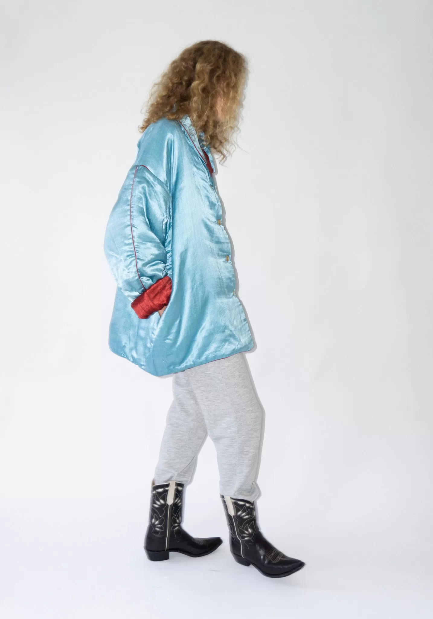 Puffy Silk Mid Coat in Pale Blue Maroon