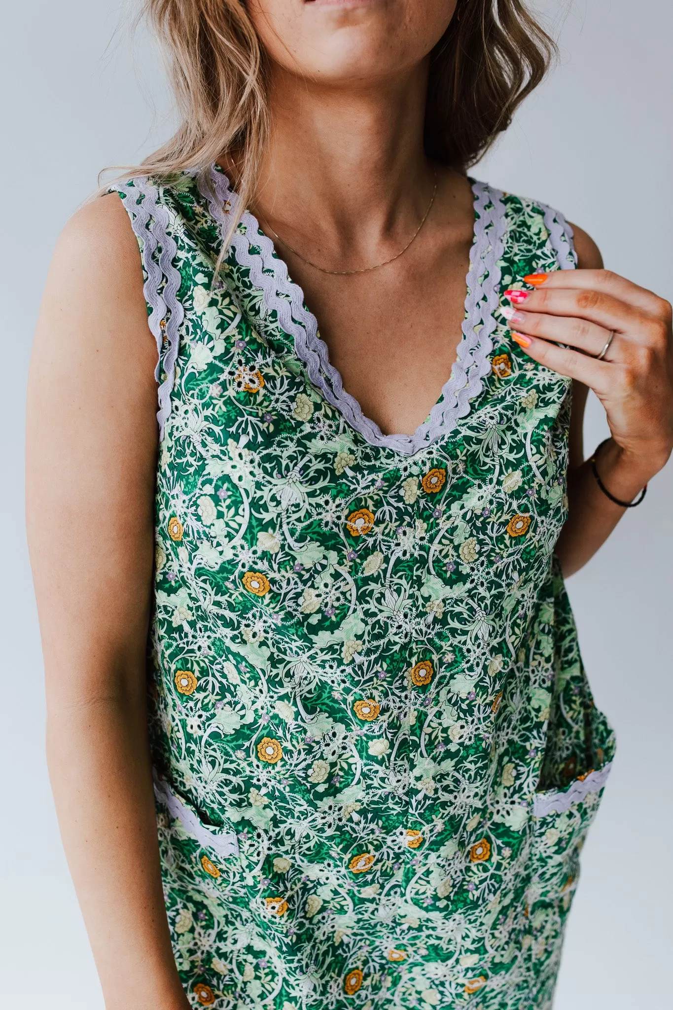 The Stanton Shorts Jumper in Green Floral