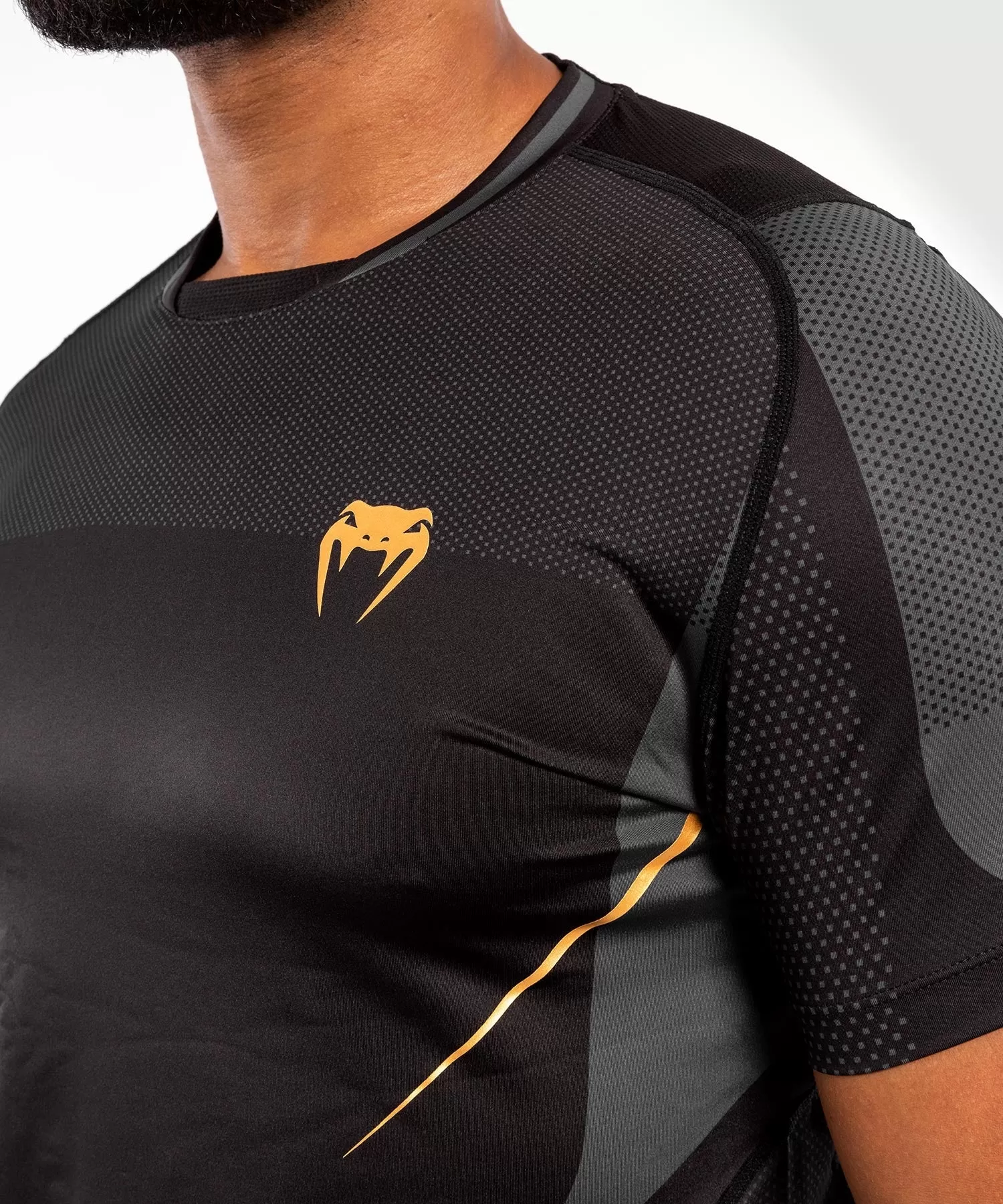 Venum Athletics Dry Tech T-shirt – Black/Gold