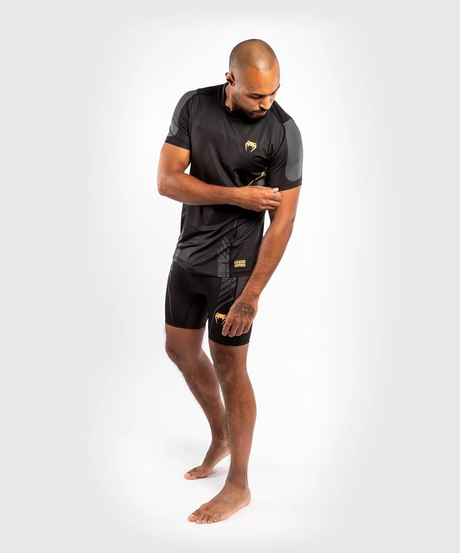 Venum Athletics Dry Tech T-shirt – Black/Gold